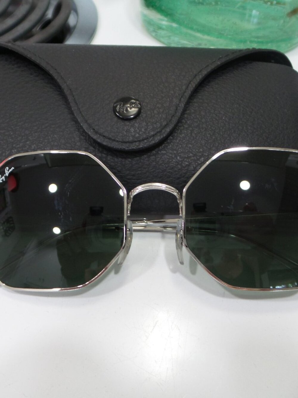 Ray-Ban RB1972 Octagon 1972 Silver Green Sunglasses 9149/31 + Case